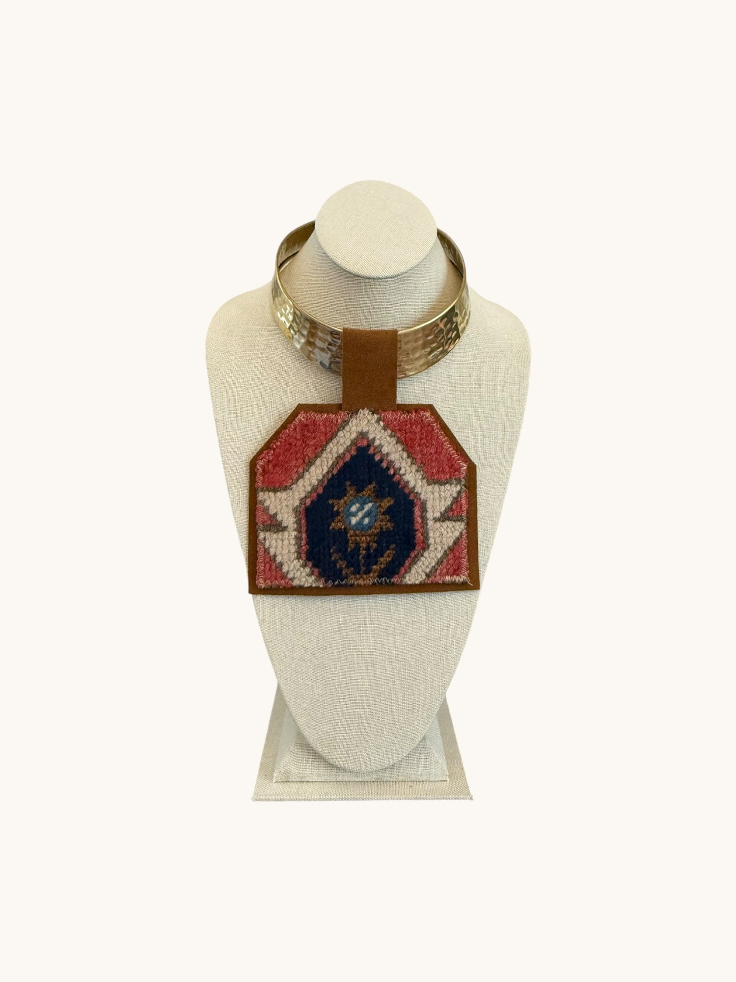 KILIM PENDANT - CHUNKY GOLD CHOKER