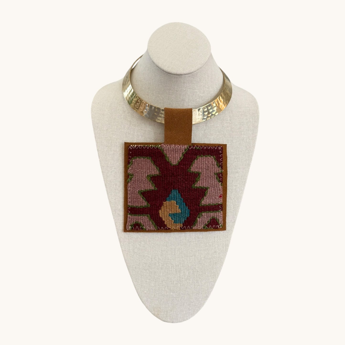 KILIM PENDANT-SKINNY GOLD CHOKER