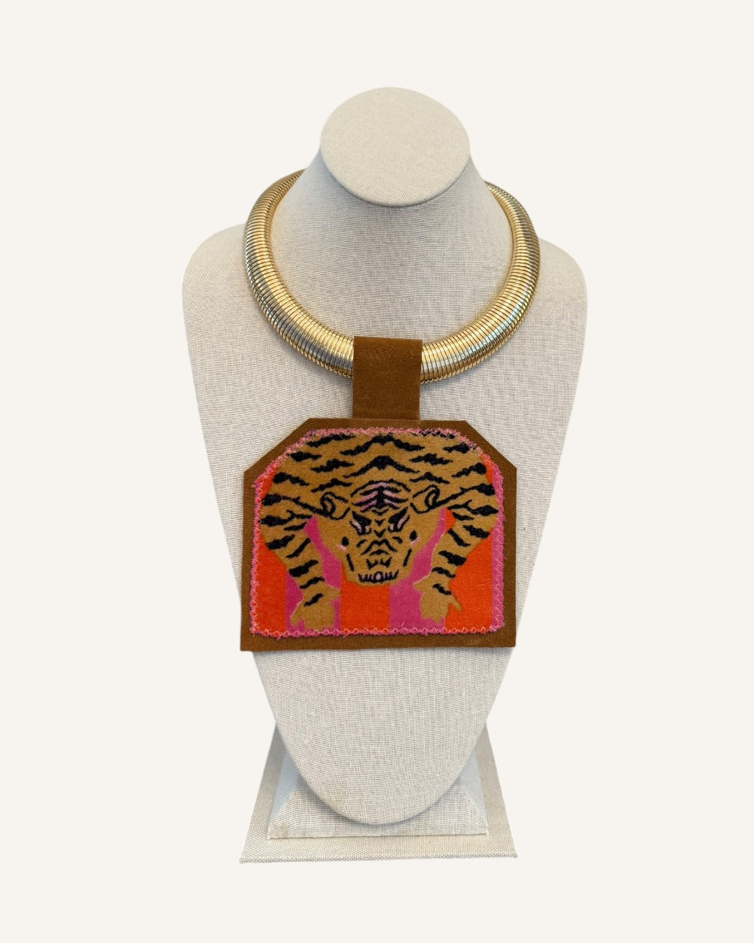 TEXTILE PATCH - GOLD SNAKE CHAIN