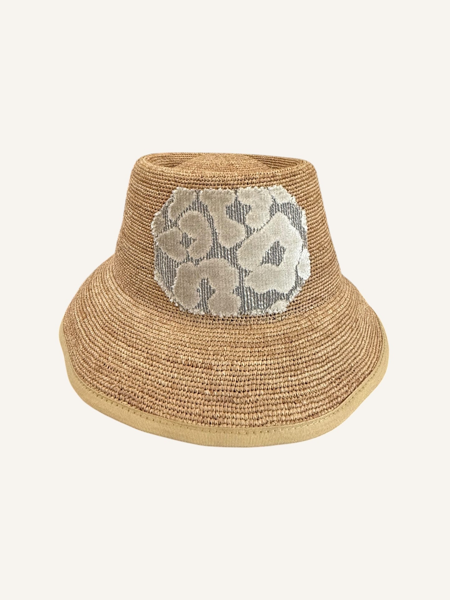 BUCKET HAT : IVORY CHEETAH PATCH