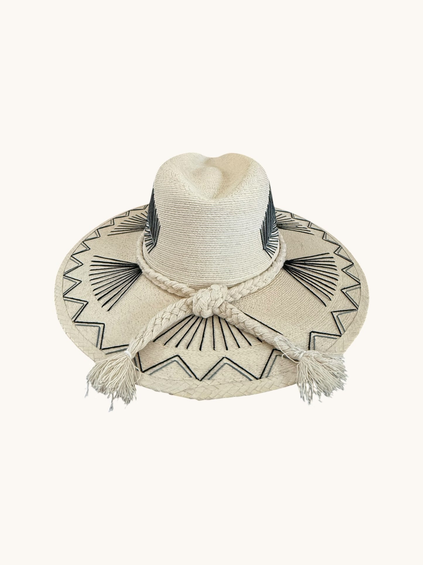 PALM HAT: BLACK LEAF