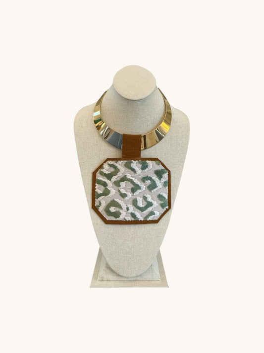 TEXTILE PENDANT - GOLD CHOKER (ADJUSTABLE BACK)