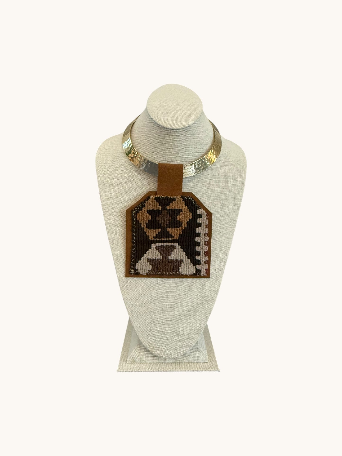 KILIM PENDANT -SKINNY GOLD CHOKER