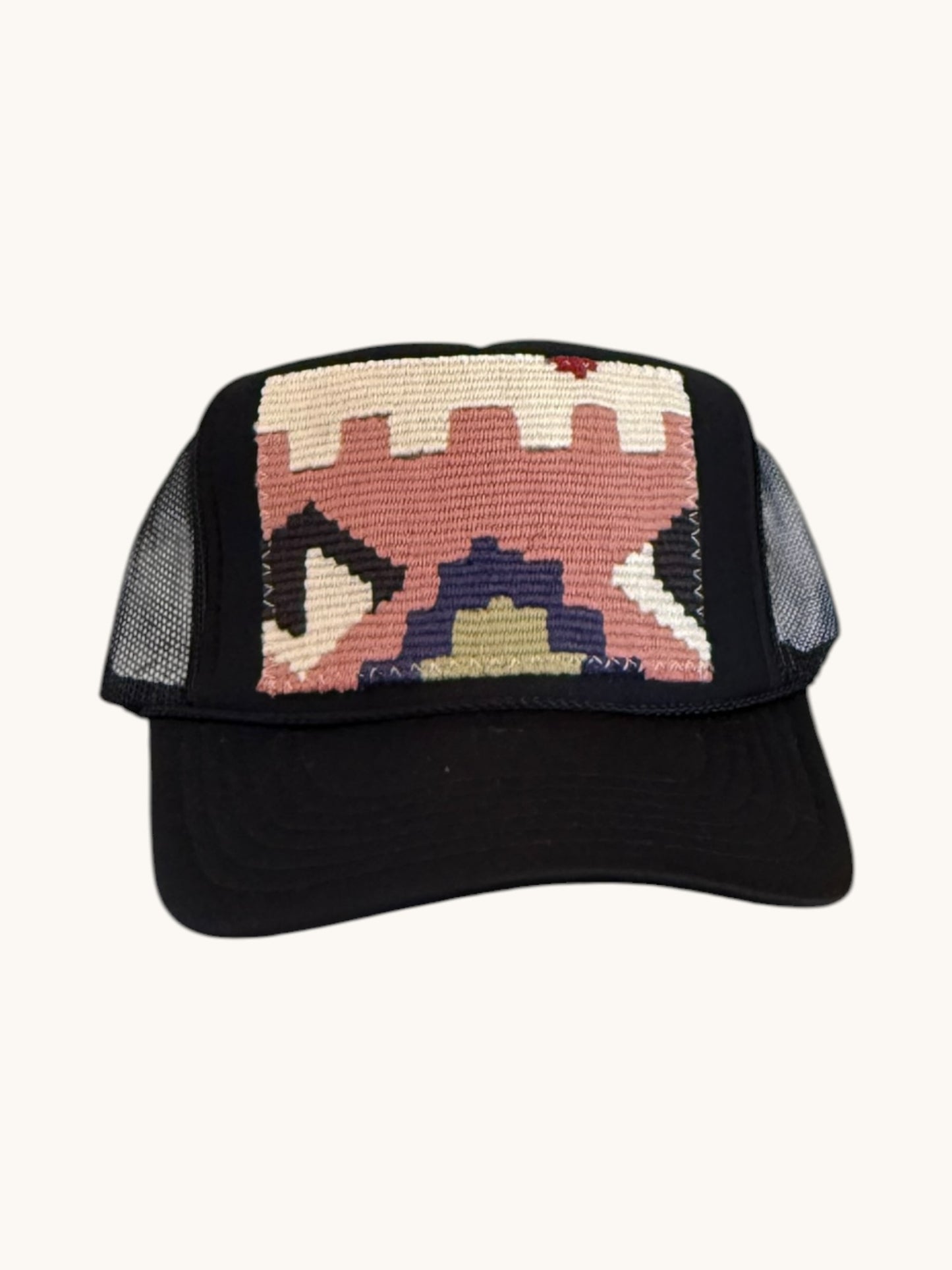 KILIM TRUCKER - BLACK