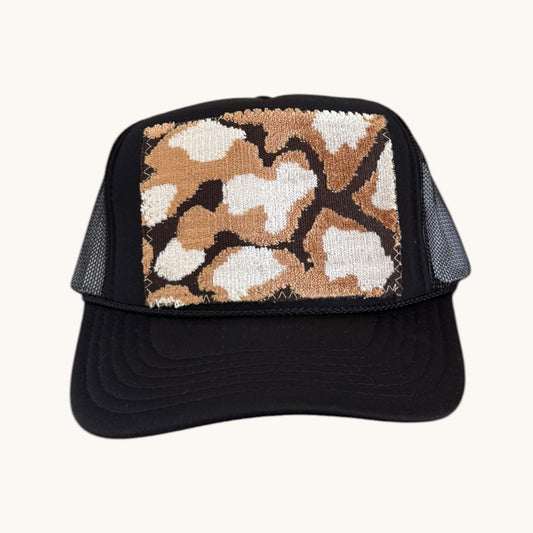 TEXTILE TRUCKER - BLACK