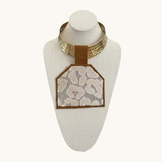 TEXTILE PENDANT- CHUNKY GOLD CHOKER