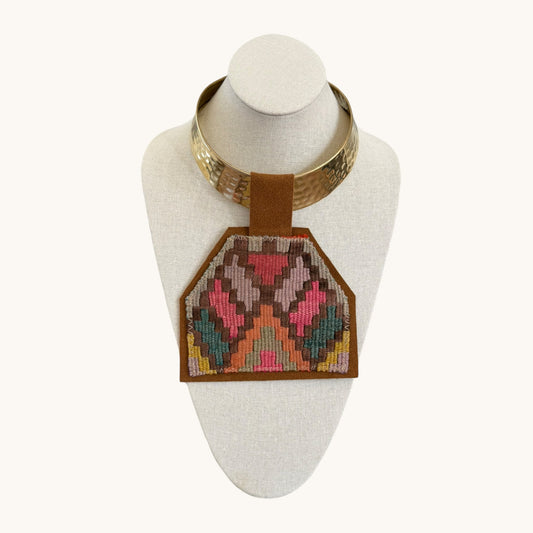 KILIM PENDANT- CHUNKY GOLD CHOKER