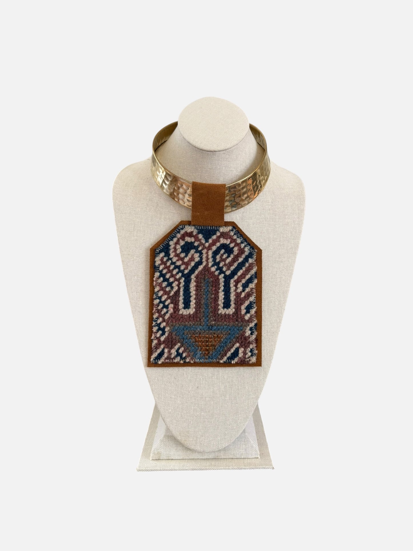 Kilim Pendant - Chunky Gold Choker