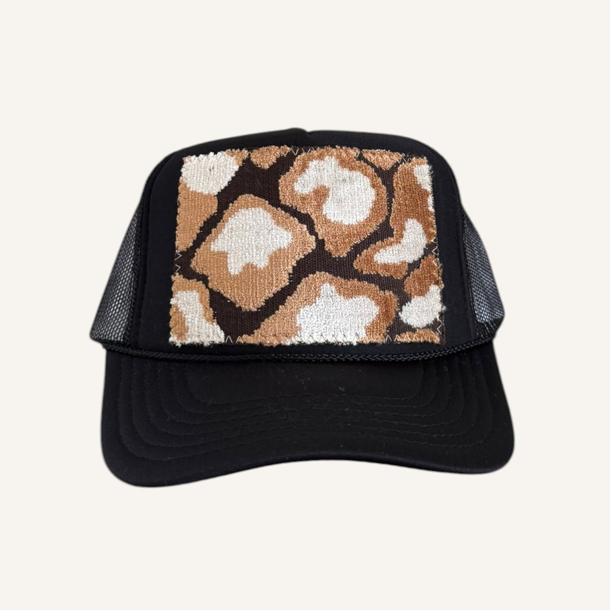 TEXTILE TRUCKER - BLACK
